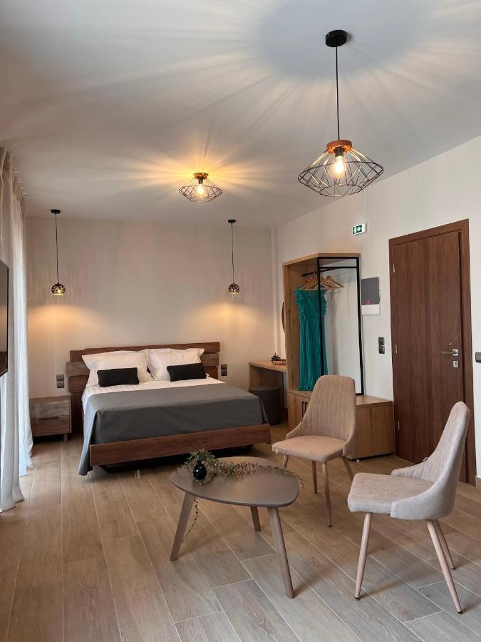 Michelangelo Suites And Apartments Valanidorachi エクステリア 写真