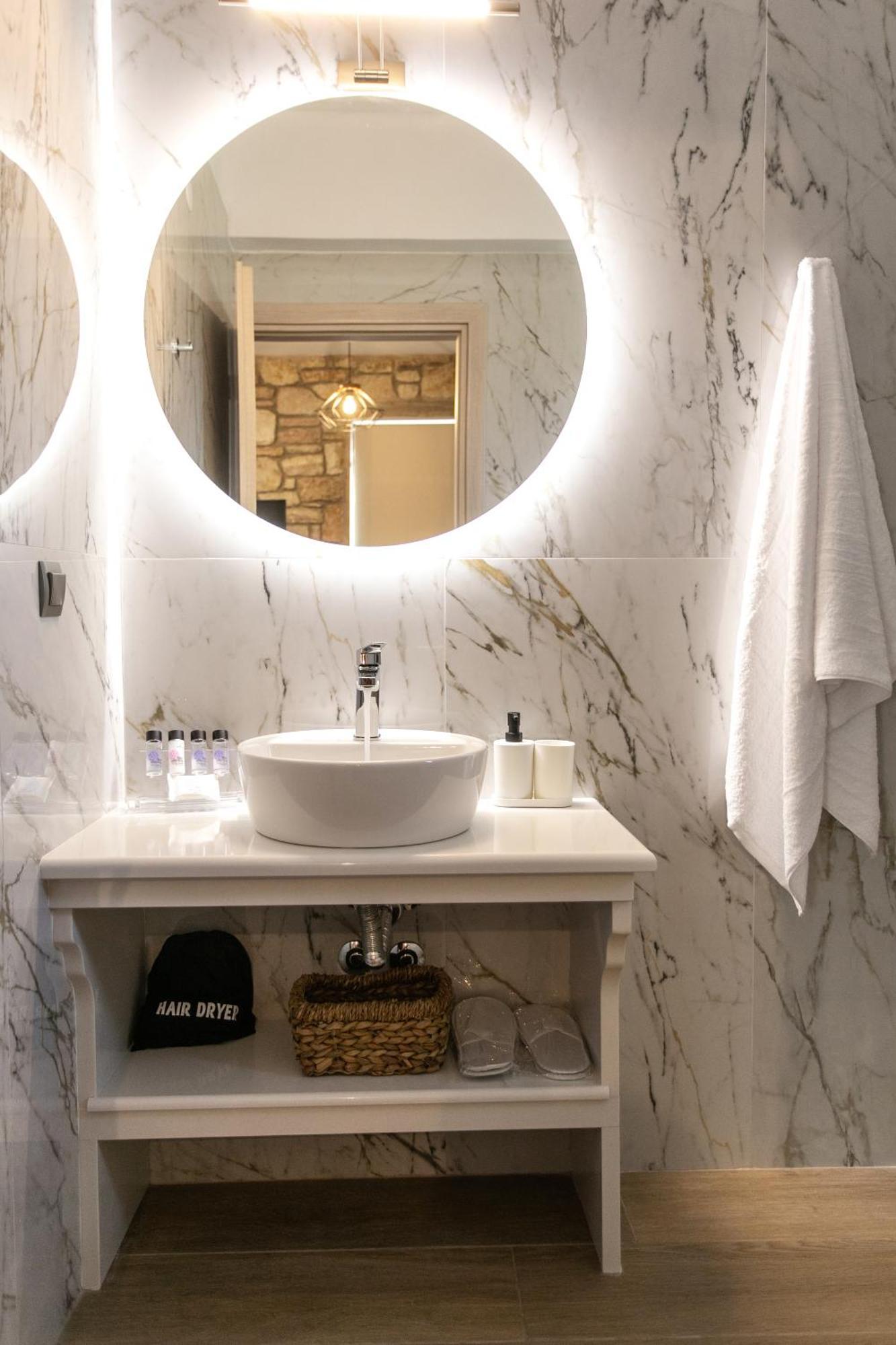 Michelangelo Suites And Apartments Valanidorachi エクステリア 写真