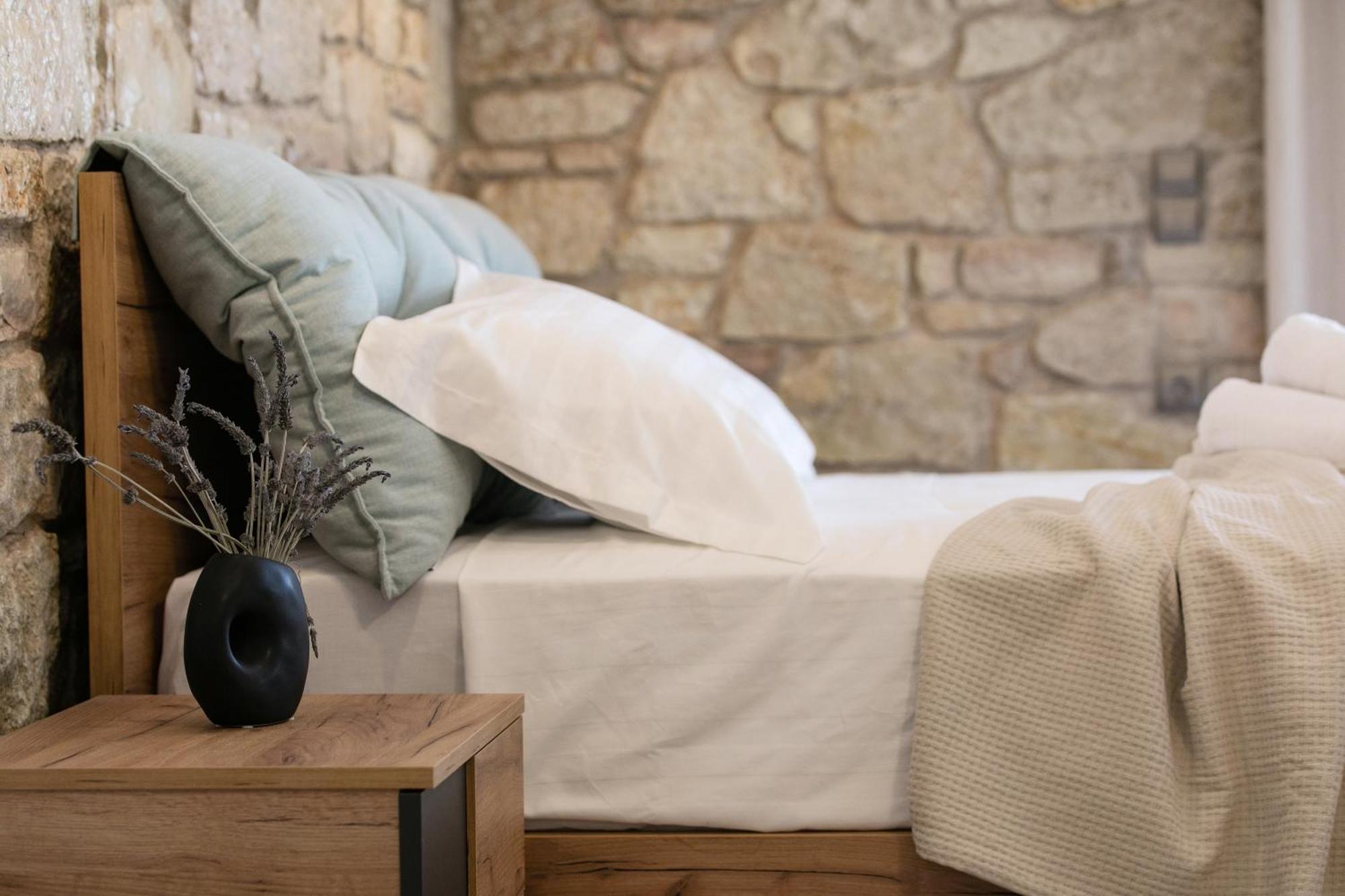Michelangelo Suites And Apartments Valanidorachi エクステリア 写真